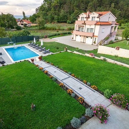 Green Paradise Estate Trilj Exterior foto